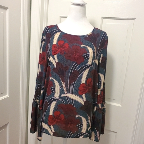 Ann TAYLOR Floral Print Long Sleeve Bell/Ruffle Size Medium - Picture 1 of 11